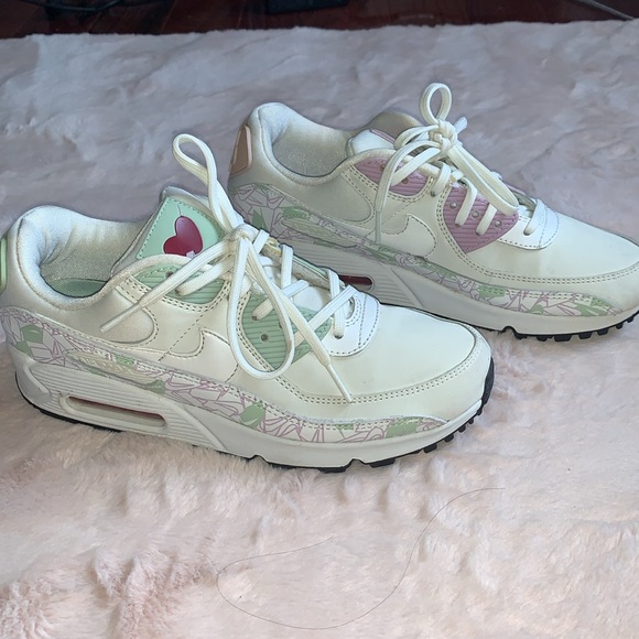 Nike Women’s Air Max 90 Valentine Shoes (2020)- Size 7 - Picture 7 of 7